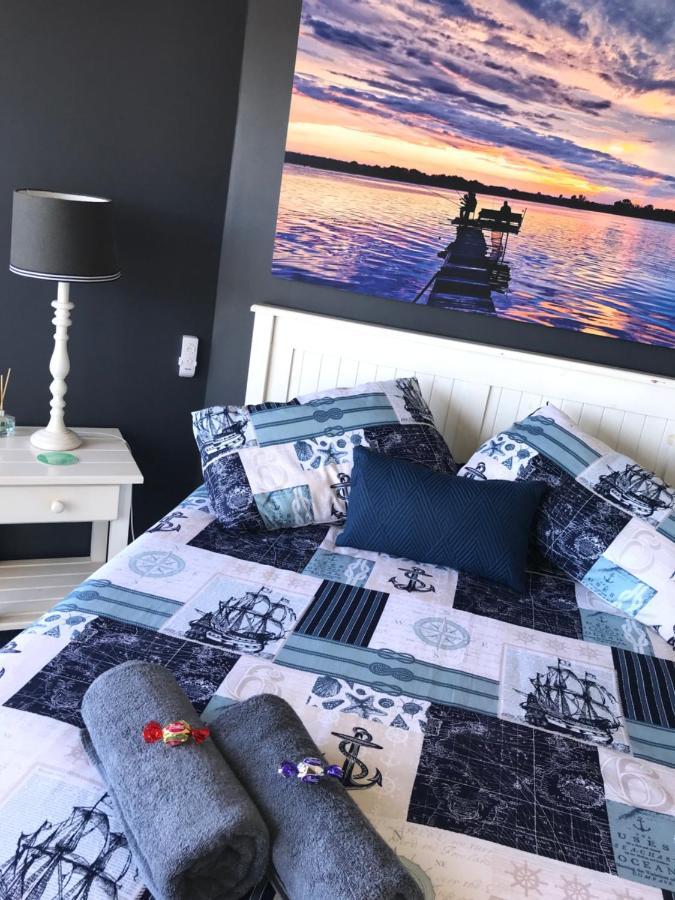 Modern Apartment Walking Distance To Main Beach Restaurants And Other Amenities Джефрис-Бей Экстерьер фото